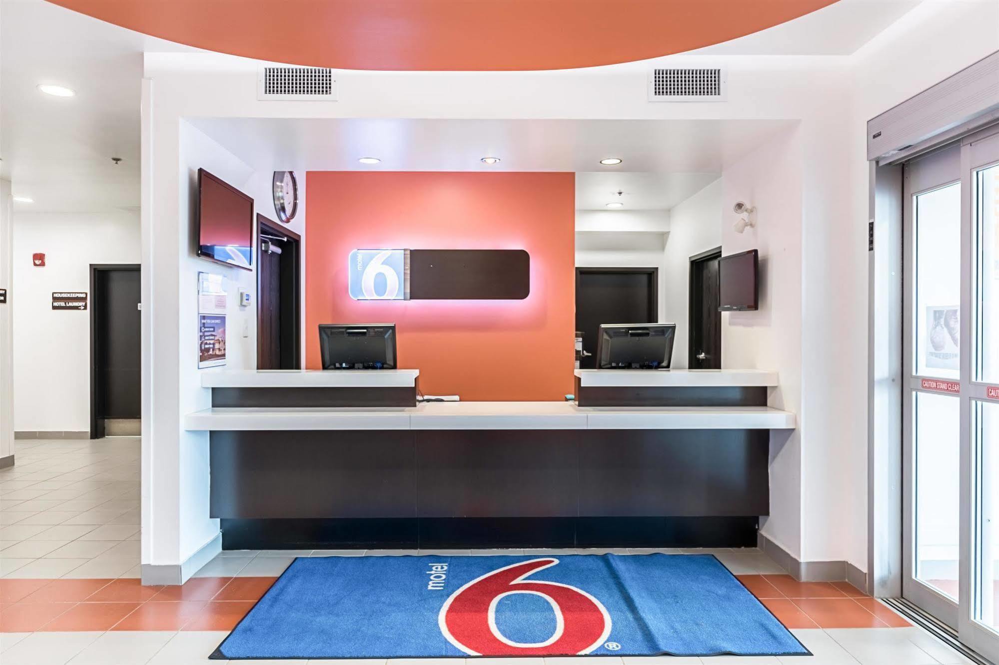 Motel 6-Moosomin, Sk Zewnętrze zdjęcie