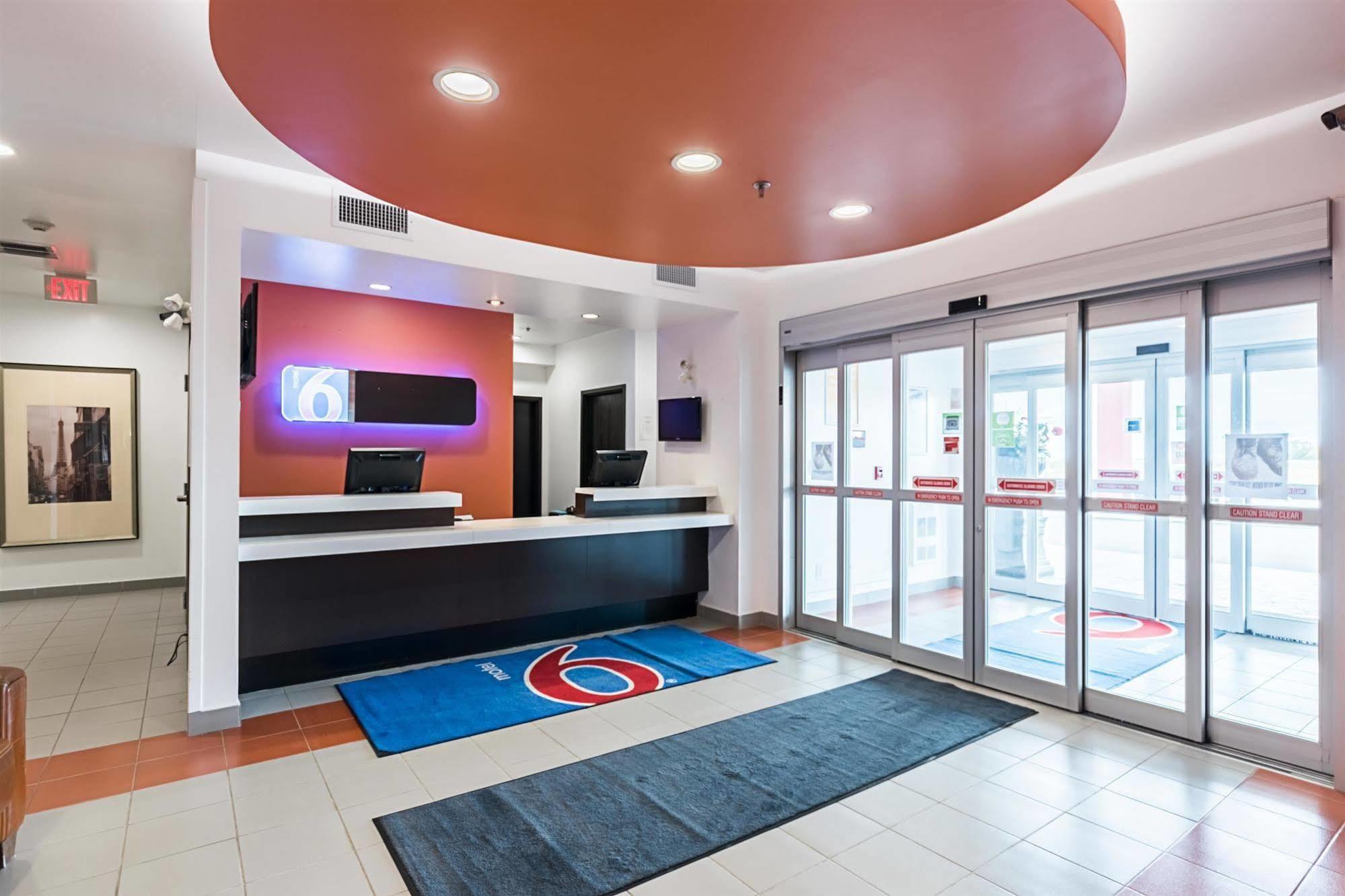 Motel 6-Moosomin, Sk Zewnętrze zdjęcie