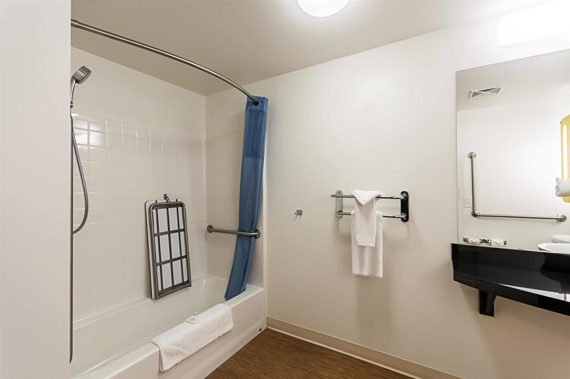 Motel 6-Moosomin, Sk Zewnętrze zdjęcie